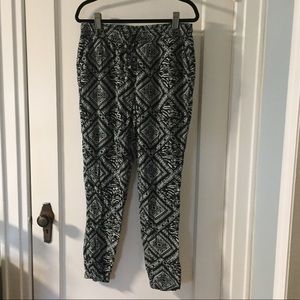 YESSICA by C&A patterned pants